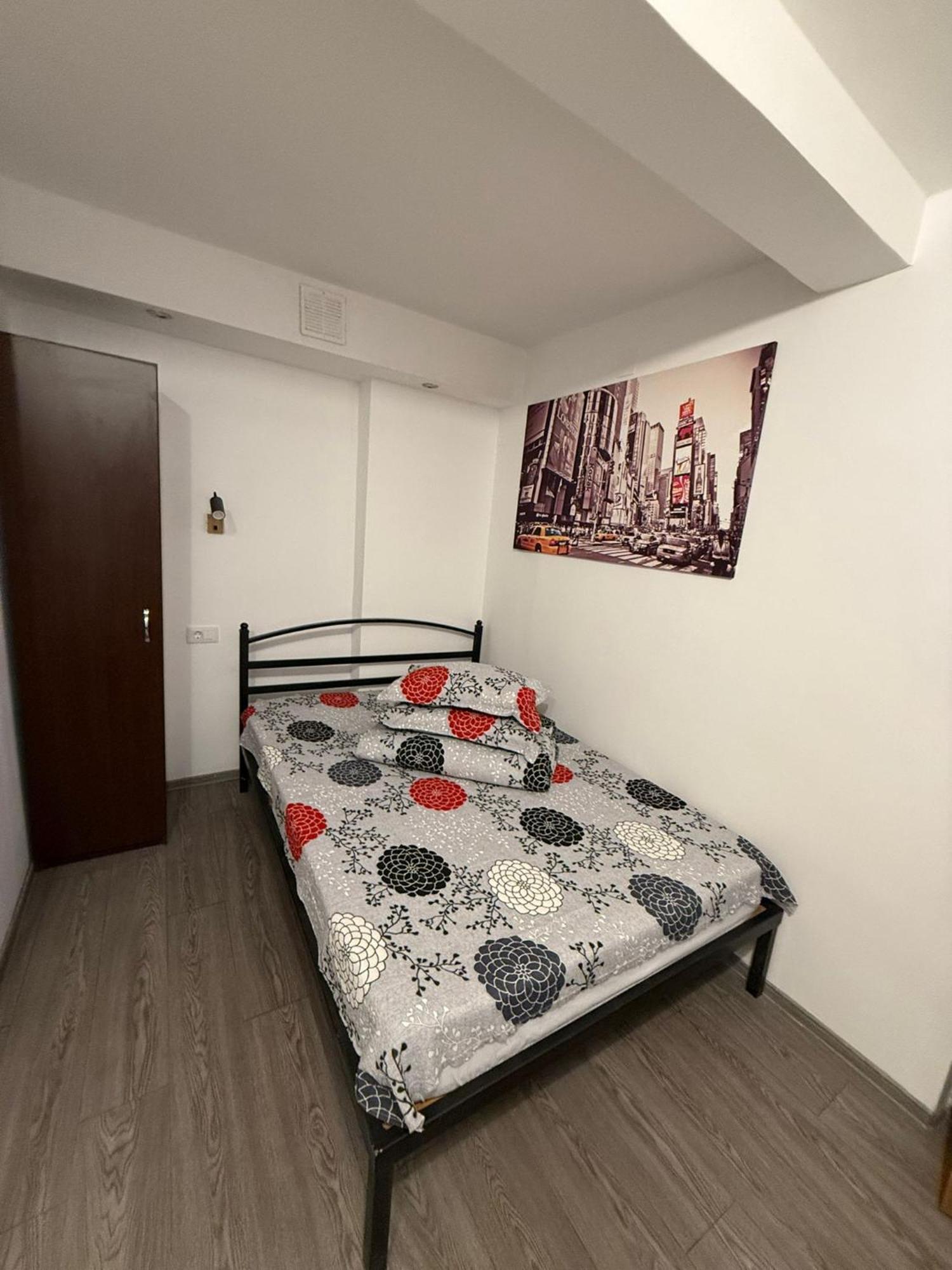 Casa Bucovineana Aparthotel Iasi Exteriör bild