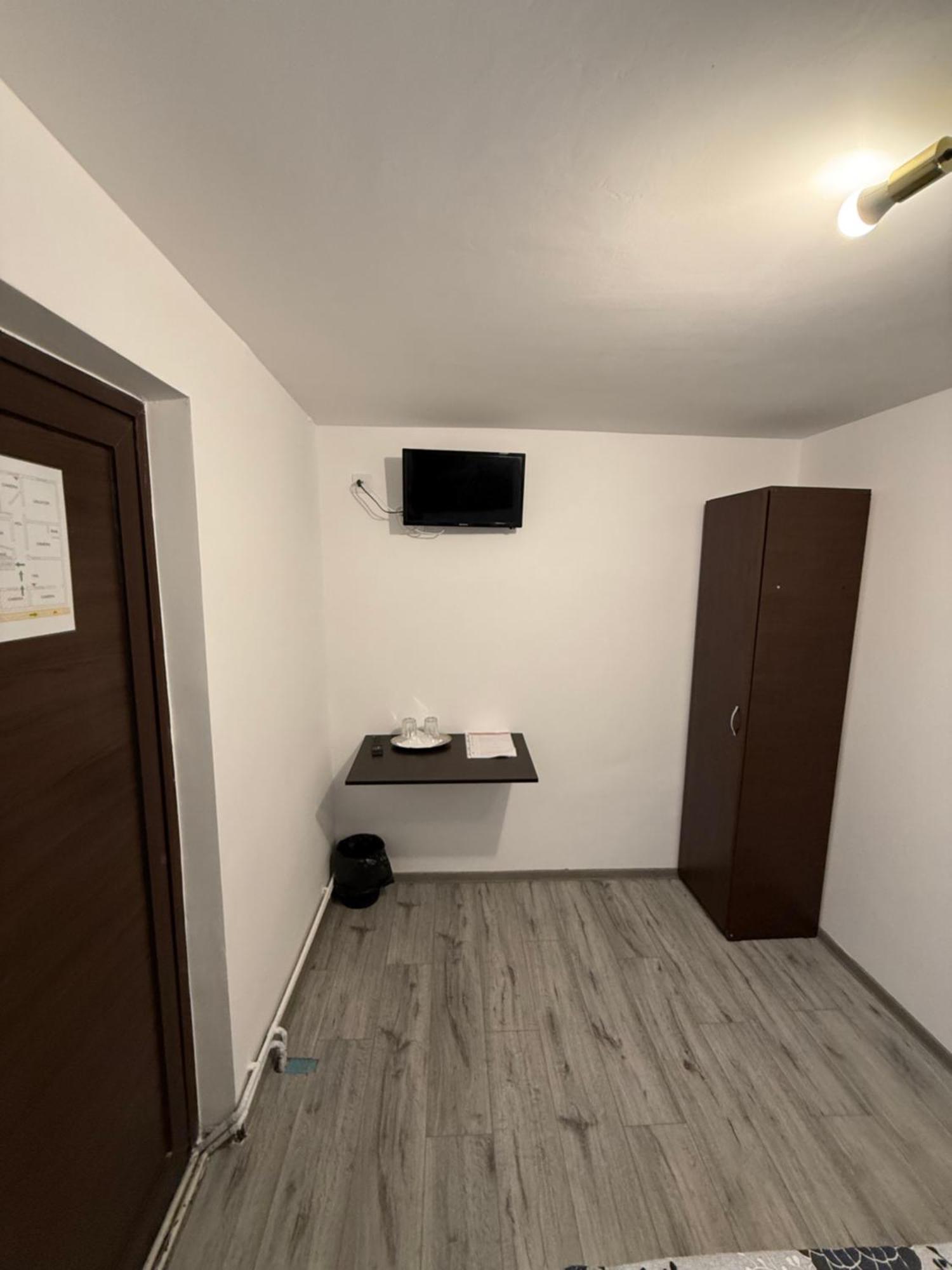 Casa Bucovineana Aparthotel Iasi Exteriör bild